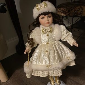 Doll’s with porcelain face got everything except the paperwork